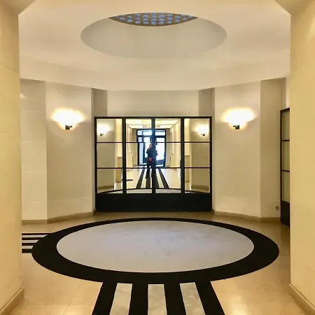 Appartamento Sartre : Au Coeur De La Rive Gauche, Neuf, Design, 2/4 Personnes *